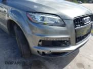 ✅ 2015 Audi Q7 S line Prestige • VIN: WA1DGBFE0FD015833 • Lot: 43468222. Wystawiony na IAAI z przebiegiem 156 619 mil. Bezpłatny archiwum sprzedaży aukcyjnych z USA i szczegółowy raport historii pojazdu na DreamBid. Zdjęcie 6.