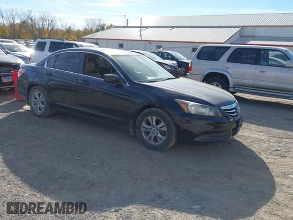 ✅ 2012 Honda Accord SE • VIN: 1HGCP2F60CA098821 • Лот: 43628070. Опубликован ранее на IAAI с пробегом 178 825 миль. Бесплатный доступ к архиву аукционных продаж из США и подробный отчёт об истории автомобиля на DreamBid. Изображение 1.