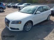 ✅ 2010 Audi A3 Premium Plus • VIN: WAUMFAFM4AA017182 • Лот: 41856822. Опубликован ранее на IAAI с пробегом 109 996 миль. Бесплатный доступ к архиву аукционных продаж из США и подробный отчёт об истории автомобиля на DreamBid. Изображение 2.