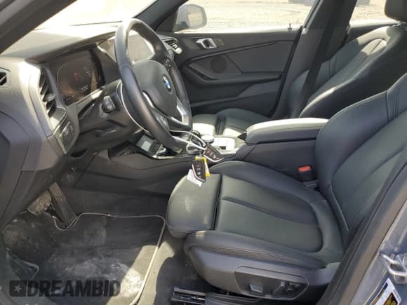 ✅ 2023 BMW 2 Series 228i xDrive • VIN: WBA73AK05P7M55059 • Лот: 49292115. Опубликован ранее на Copart с пробегом 14 704 миль. Бесплатный доступ к архиву аукционных продаж из США и подробный отчёт об истории автомобиля на DreamBid. Изображение 7.