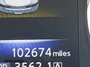 ✅ 2017 Infiniti Q60 Premium • VIN: JN1EV7EL1HM551323 • Lot: 42652248. Wystawiony na IAAI z przebiegiem 102 674 mil. Bezpłatny archiwum sprzedaży aukcyjnych z USA i szczegółowy raport historii pojazdu na DreamBid. Zdjęcie 12.