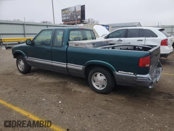 ✅ 1997 GMC Sonoma SLS • VIN: 1GTCS19X9V8516928 • Lot: 61595165. Wystawiony na Copart z przebiegiem 135 588 mil. Bezpłatny archiwum sprzedaży aukcyjnych z USA i szczegółowy raport historii pojazdu na DreamBid. Zdjęcie 2.