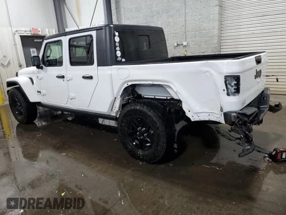 ✅ 2021 Jeep Gladiator Sport S • VIN: 1C6JJTAG4ML548464 • Lot: 83876435. Wystawiony na Copart z przebiegiem 33 810 mil. Bezpłatny archiwum sprzedaży aukcyjnych z USA i szczegółowy raport historii pojazdu na DreamBid. Zdjęcie 2.