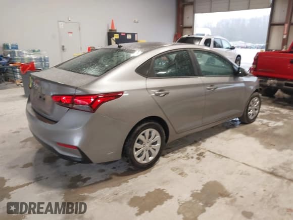 ✅ 2022 Hyundai Accent SE • VIN: 3KPC24A63NE184334 • Лот: 41193590. Опубликован ранее на IAAI с пробегом 32 415 миль. Бесплатный доступ к архиву аукционных продаж из США и подробный отчёт об истории автомобиля на DreamBid. Изображение 4.