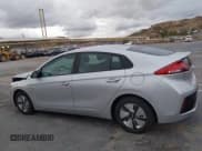 ✅ 2019 Hyundai Ioniq Blue • VIN: KMHC65LC0KU127837 • Lot: 41569535. Wystawiony na IAAI z przebiegiem 67 506 mil. Bezpłatny archiwum sprzedaży aukcyjnych z USA i szczegółowy raport historii pojazdu na DreamBid. Zdjęcie 14.