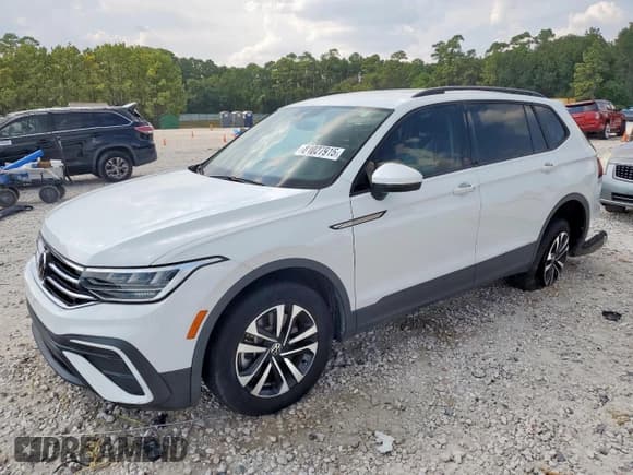 ✅ 2023 Volkswagen Tiguan S • VIN: 3VVRB7AX4PM108619 • Lot: 81027915. Wystawiony na Copart z przebiegiem 23 403 mil. Bezpłatny archiwum sprzedaży aukcyjnych z USA i szczegółowy raport historii pojazdu na DreamBid. Zdjęcie 1.