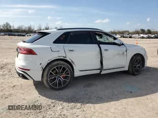 ✅ 2022 Audi Q8 Prestige • VIN: WA1FVBF17ND009750 • Лот: 41358603. Опубликован ранее на Copart с пробегом 19 802 миль. Бесплатный доступ к архиву аукционных продаж из США и подробный отчёт об истории автомобиля на DreamBid. Изображение 3.