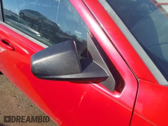 ✅ 2013 Dodge Avenger SE • VIN: 1C3CDZAB4DN564446 • Лот: 41443311. Опубликован ранее на IAAI с пробегом 146 264 миль. Бесплатный доступ к архиву аукционных продаж из США и подробный отчёт об истории автомобиля на DreamBid. Изображение 18.