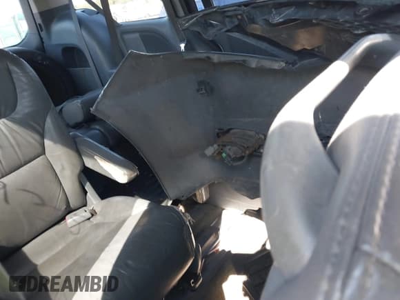 ✅ 2006 Honda Odyssey EX-L • VIN: 5FNRL38606B048214 • Лот: 43254265. Опубликован ранее на IAAI с пробегом Не указан. Бесплатный доступ к архиву аукционных продаж из США и подробный отчёт об истории автомобиля на DreamBid. Изображение 8.