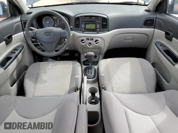 ✅ 2009 Hyundai Accent Auto GLS • VIN: KMHCN46C89U342787 • Лот: 45810155. Опубликован ранее на Copart с пробегом 132 638 миль. Бесплатный доступ к архиву аукционных продаж из США и подробный отчёт об истории автомобиля на DreamBid. Изображение 8.