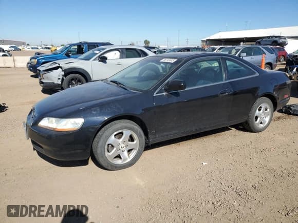 ✅ 1999 Honda Accord EX • VIN: 1HGCG2250XA021112 • Лот: 86749345. Опубликован ранее на Copart с пробегом 168 981 миль. Бесплатный доступ к архиву аукционных продаж из США и подробный отчёт об истории автомобиля на DreamBid. Изображение 1.