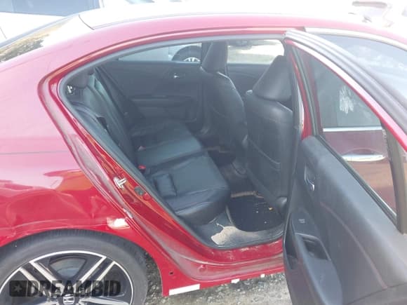 ✅ 2017 Honda Accord Sport SE • VIN: 1HGCR2F1XHA156374 • Lot: 43523040. Wystawiony na IAAI z przebiegiem 121 904 mil. Bezpłatny archiwum sprzedaży aukcyjnych z USA i szczegółowy raport historii pojazdu na DreamBid. Zdjęcie 8.