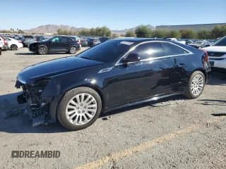 ✅ 2012 Cadillac CTS Performance • VIN: 1G6DK1E39C0132041 • Lot: 90129185. Wystawiony na Copart z przebiegiem 18 637 mil. Bezpłatny archiwum sprzedaży aukcyjnych z USA i szczegółowy raport historii pojazdu na DreamBid. Zdjęcie 1.