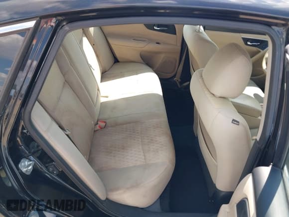 ✅ 2017 Nissan Altima S • VIN: 1N4AL3APXHC241413 • Lot: 43353630. Wystawiony na IAAI z przebiegiem 213 833 mil. Bezpłatny archiwum sprzedaży aukcyjnych z USA i szczegółowy raport historii pojazdu na DreamBid. Zdjęcie 8.