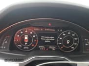 ✅ 2019 Audi Q7 Premium Plus • VIN: WA1LHAF72KD025925 • Lot: 59619005. Wystawiony na Copart z przebiegiem 81 943 mil. Bezpłatny archiwum sprzedaży aukcyjnych z USA i szczegółowy raport historii pojazdu na DreamBid. Zdjęcie 9.