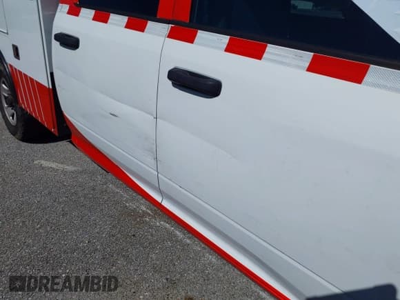 ✅ 2018 Ram 2500 Tradesman • VIN: 3C6UR4HJ3JG243320 • Lot: 41993073. Listed on IAAI with Not provided. Free auction sales archive from the USA and detailed vehicle history report at DreamBid. Image 6.