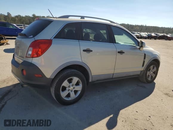 ✅ 2014 Chevrolet Captiva Sport LS • VIN: 3GNAL2EK7ES622667 • Lot: 83084764. Wystawiony na Copart z przebiegiem 135 423 mil. Bezpłatny archiwum sprzedaży aukcyjnych z USA i szczegółowy raport historii pojazdu na DreamBid. Zdjęcie 3.