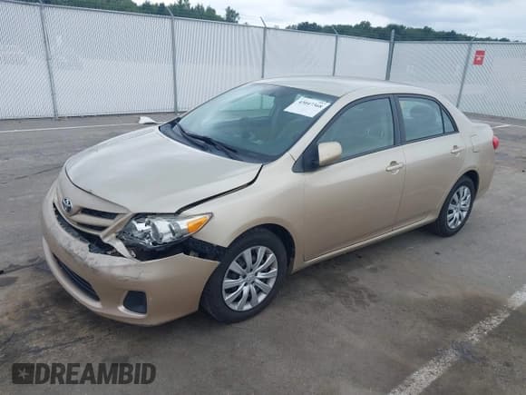 ✅ 2012 Toyota Corolla S • VIN: 2T1BU4EEXCC830245 • Lot: 43047368. Wystawiony na IAAI z przebiegiem 149 683 mil. Bezpłatny archiwum sprzedaży aukcyjnych z USA i szczegółowy raport historii pojazdu na DreamBid. Zdjęcie 2.