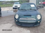 ✅ 2006 MINI Hardtop S • VIN: WMWRE33586TJ36382 • Lot: 42646758. Listed on IAAI with 99,766 mi. Free auction sales archive from the USA and detailed vehicle history report at DreamBid. Image 6.