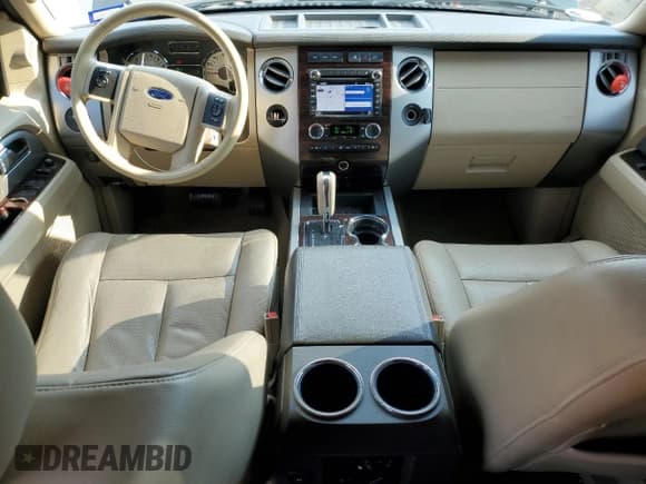 ✅ 2013 Ford Expedition Max XLT • VIN: 1FMJK1H57DEF59733 • Лот: 67782385. Опубликован ранее на Copart с пробегом 131 808 миль. Бесплатный доступ к архиву аукционных продаж из США и подробный отчёт об истории автомобиля на DreamBid. Изображение 8.