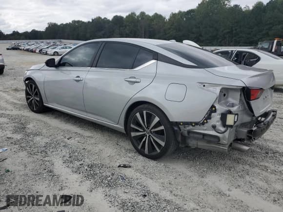 ✅ 2020 Nissan Altima SR • VIN: 1N4BL4CV6LC261270 • Lot: 81843725. Wystawiony na Copart z przebiegiem 61 897 mil. Bezpłatny archiwum sprzedaży aukcyjnych z USA i szczegółowy raport historii pojazdu na DreamBid. Zdjęcie 2.