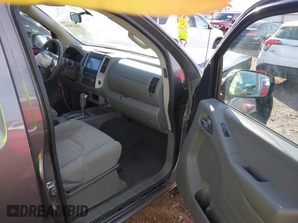 ✅ 2019 Nissan Frontier SV • VIN: 1N6AD0ERXKN700983 • Лот: 43618044. Опубликован ранее на IAAI с пробегом 153 920 миль. Бесплатный доступ к архиву аукционных продаж из США и подробный отчёт об истории автомобиля на DreamBid. Изображение 5.