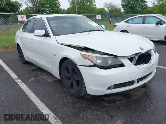 ✅ 2006 BMW 5 Series 525xi • VIN: WBANF33536CS36062 • Lot: 42248623. Wystawiony na IAAI z przebiegiem 168 655 mil. Bezpłatny archiwum sprzedaży aukcyjnych z USA i szczegółowy raport historii pojazdu na DreamBid. Zdjęcie 1.