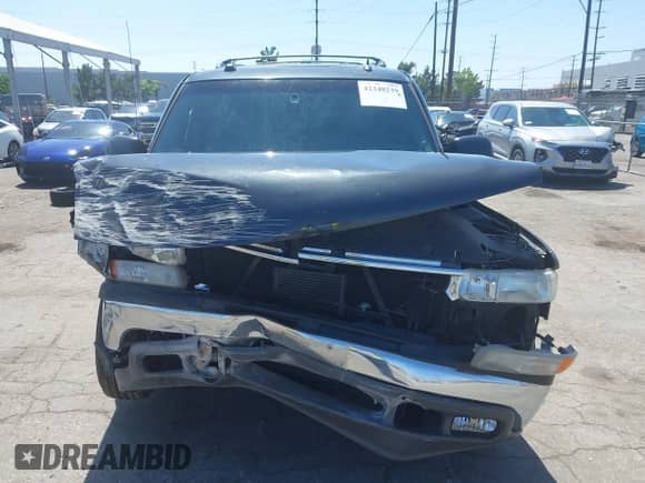 ✅ 2005 Chevrolet Suburban LT • VIN: 3GNGC26G85G249890 • Лот: 42348239. Опубликован ранее на IAAI с пробегом 185 416 миль. Бесплатный доступ к архиву аукционных продаж из США и подробный отчёт об истории автомобиля на DreamBid. Изображение 6.