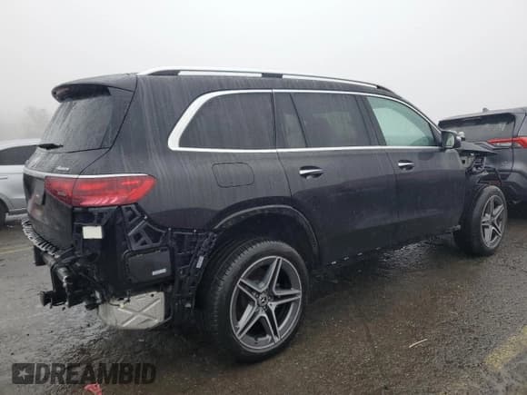 ✅ 2024 Mercedes-Benz GLS 450 • VIN: 4JGFF5KE7RB107641 • Lot: 45164975. Listed on Copart with 8,774 mi. Free auction sales archive from the USA and detailed vehicle history report at DreamBid. Image 3.