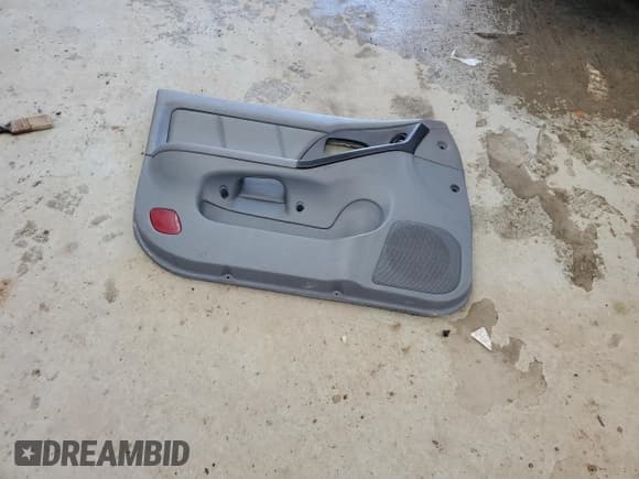 ✅ 2005 Hyundai Elantra GLS • VIN: KMHDN46D75U988247 • Lot: 48131775. Wystawiony na Copart z przebiegiem 166 864 mil. Bezpłatny archiwum sprzedaży aukcyjnych z USA i szczegółowy raport historii pojazdu na DreamBid. Zdjęcie 12.