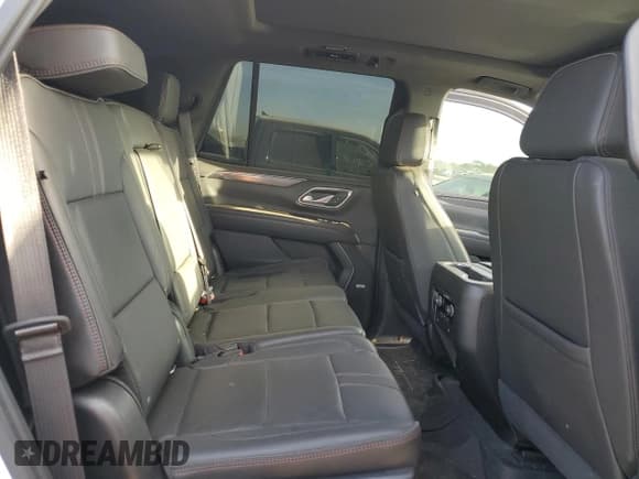 ✅ 2021 Chevrolet Tahoe RST • VIN: 1GNSKRKD4MR397051 • Lot: 81858875. Wystawiony na Copart z przebiegiem 104 380 mil. Bezpłatny archiwum sprzedaży aukcyjnych z USA i szczegółowy raport historii pojazdu na DreamBid. Zdjęcie 10.