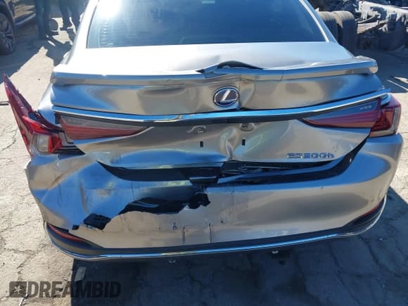 ✅ 2021 Lexus ES 300h • VIN: 58ACA1C12MU007636 • Lot: 43837339. Listed on IAAI with 78,087 mi. Free auction sales archive from the USA and detailed vehicle history report at DreamBid. Image 6.