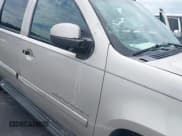 ✅ 2007 Chevrolet Suburban LTZ • VIN: 1GNFC16047R237148 • Lot: 42992308. Listed on IAAI with 248,336 mi. Free auction sales archive from the USA and detailed vehicle history report at DreamBid. Image 14.