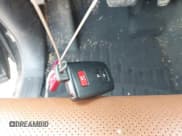 ✅ 2020 Toyota Tundra Platinum • VIN: 5TFAY5F19LX911658 • Лот: 42127578. Опубликован ранее на IAAI с пробегом 169 633 миль. Бесплатный доступ к архиву аукционных продаж из США и подробный отчёт об истории автомобиля на DreamBid. Изображение 11.