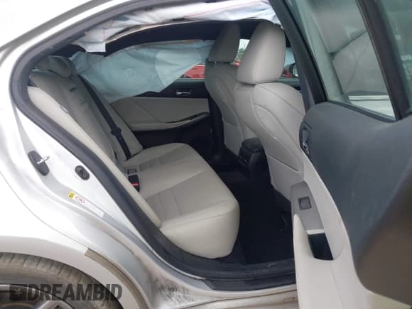 ✅ 2014 Lexus IS 250 • VIN: JTHBF1D24E5007499 • Lot: 43298733. Listed on IAAI with 116,862 mi. Free auction sales archive from the USA and detailed vehicle history report at DreamBid. Image 8.