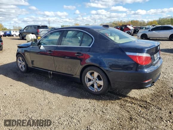 ✅ 2008 BMW 5 Series 528xi • VIN: WBANV13588CZ51820 • Лот: 89913495. Опубликован ранее на Copart с пробегом 137 296 миль. Бесплатный доступ к архиву аукционных продаж из США и подробный отчёт об истории автомобиля на DreamBid. Изображение 2.