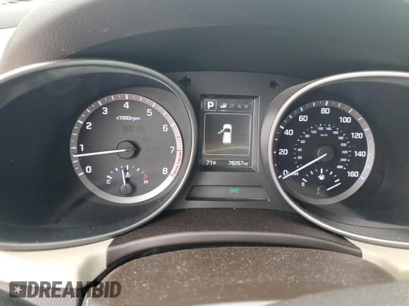 ✅ 2018 Hyundai Santa Fe 2.4L • VIN: 5NMZU3LB6JH104469 • Lot: 57587495. Listed on Copart with 78,267 mi. Free auction sales archive from the USA and detailed vehicle history report at DreamBid. Image 9.