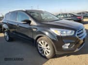 ✅ 2017 Ford Escape Titanium • VIN: 1FMCU0JD6HUA80424 • Lot: 92457605. Wystawiony na Copart z przebiegiem 86 139 mil. Bezpłatny archiwum sprzedaży aukcyjnych z USA i szczegółowy raport historii pojazdu na DreamBid. Zdjęcie 4.