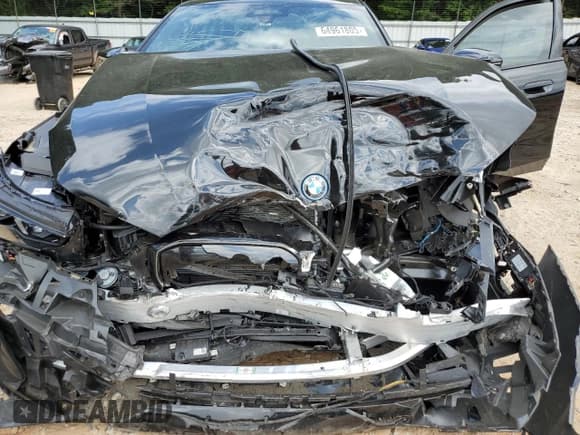 ✅ 2024 BMW i5 M60 • VIN: WBY43FK01RCR34655 • Lot: 64961805. Listed on Copart with 11,027 mi. Free auction sales archive from the USA and detailed vehicle history report at DreamBid. Image 11.