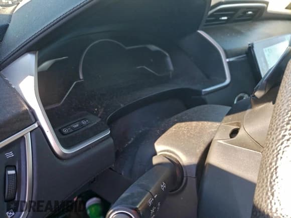 ✅ 2018 Honda Clarity • VIN: JHMZC5F19JC023089 • Lot: 94758545. Wystawiony na Copart z przebiegiem Nie podano. Bezpłatny archiwum sprzedaży aukcyjnych z USA i szczegółowy raport historii pojazdu na DreamBid. Zdjęcie 9.