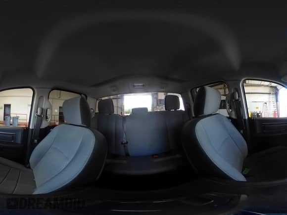 2024 Ram 1500 SLT z VIN 1C6RR6GG6RS137293, wystawiony jako IAAI lot #43323845 z przebiegiem 34 382 mil mil oraz . Historia ofert i sprzedaży dostępna na DreamBid. Obrazek 18.