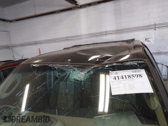 ✅ 2005 Ford Excursion Eddie Bauer • VIN: 1FMSU45P65ED45579 • Lot: 41418598. Listed on IAAI with 154,660 mi. Free auction sales archive from the USA and detailed vehicle history report at DreamBid. Image 6.