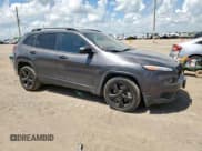 ✅ 2016 Jeep Cherokee Sport • VIN: 1C4PJLAS9GW336704 • Lot: 62305965. Wystawiony na Copart z przebiegiem 102 767 mil. Bezpłatny archiwum sprzedaży aukcyjnych z USA i szczegółowy raport historii pojazdu na DreamBid. Zdjęcie 4.