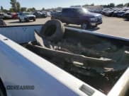 ✅ 2004 Chevrolet Silverado 1500 Work Truck • VIN: 1GCEC14X24Z118952 • Лот: 69491734. Опубликован ранее на Copart с пробегом 13 859 миль. Бесплатный доступ к архиву аукционных продаж из США и подробный отчёт об истории автомобиля на DreamBid. Изображение 11.