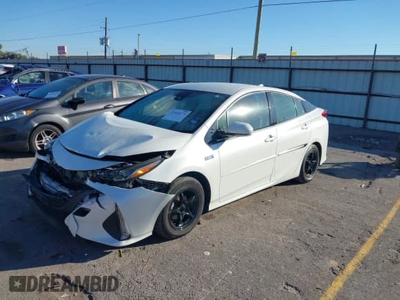 ✅ 2017 Toyota Prius Advanced • VIN: JTDKARFP0H3025277 • Lot: 43606179. Listed on IAAI with 93,334 mi. Free auction sales archive from the USA and detailed vehicle history report at DreamBid. Image 19.