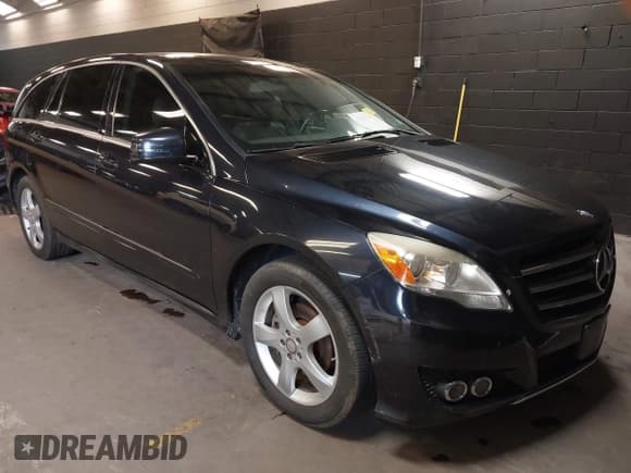 ✅ 2011 Mercedes-Benz R 350 • VIN: 4JGCB6FE0BA119916 • Lot: 42553464. Listed on IAAI with 149,201 mi. Free auction sales archive from the USA and detailed vehicle history report at DreamBid. Image 1.