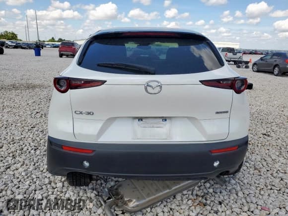 ✅ 2021 Mazda CX-30 Preferred • VIN: 3MVDMACL7MM228077 • Lot: 69212935. Wystawiony na Copart z przebiegiem 19 328 mil. Bezpłatny archiwum sprzedaży aukcyjnych z USA i szczegółowy raport historii pojazdu na DreamBid. Zdjęcie 6.