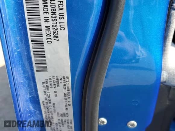 2025 Jeep Compass Latitude с VIN 3C4NJDBN3ST526387, выставлен на аукционе Copart как лот 84566165 с пробегом 20 544 миль миль и Списание • Salvage title. История ставок и продаж доступна на DreamBid. Изображение 13.