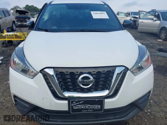 ✅ 2020 Nissan Kicks S • VIN: 3N1CP5BV2LL534819 • Lot: 43024063. Listed on IAAI with 79,078 mi. Free auction sales archive from the USA and detailed vehicle history report at DreamBid. Image 12.