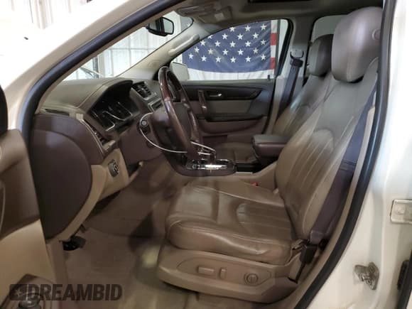 ✅ 2015 GMC Acadia Denali • VIN: 1GKKVTKD4FJ320747 • Lot: 82299865. Listed on Copart with 127,690 mi. Free auction sales archive from the USA and detailed vehicle history report at DreamBid. Image 7.